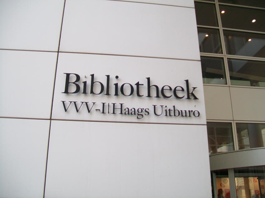 Obr. 38 Logo veřejné knihovny v Haagu (archiv autorky)